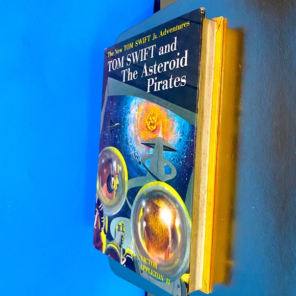 TOM SWIFT AND THE ASTEROID PIRATES VINTAGE 1963 HARDCOVER BOOK VOL 21 178 Pages - Picture 8 of 12